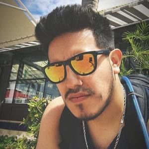 Meet your Posher, Daniel